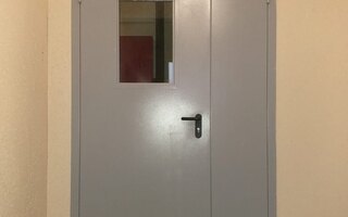 двустворчатая противопожарная дверь